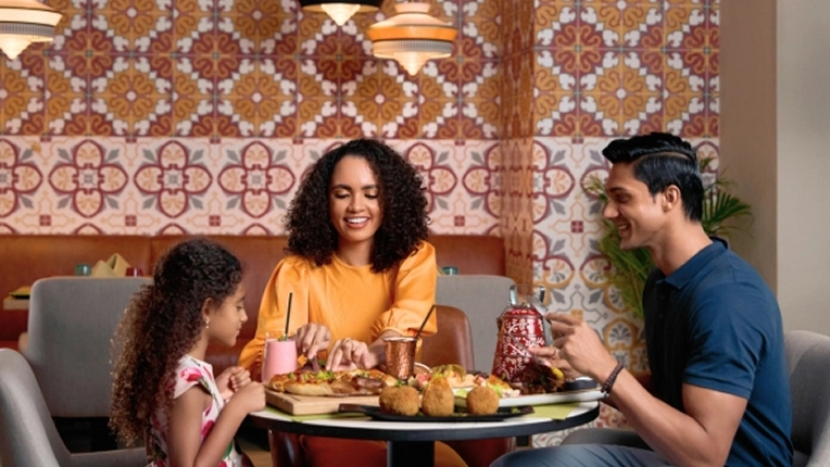 World of Curries, Aparthotel Adagio Dubai Deira